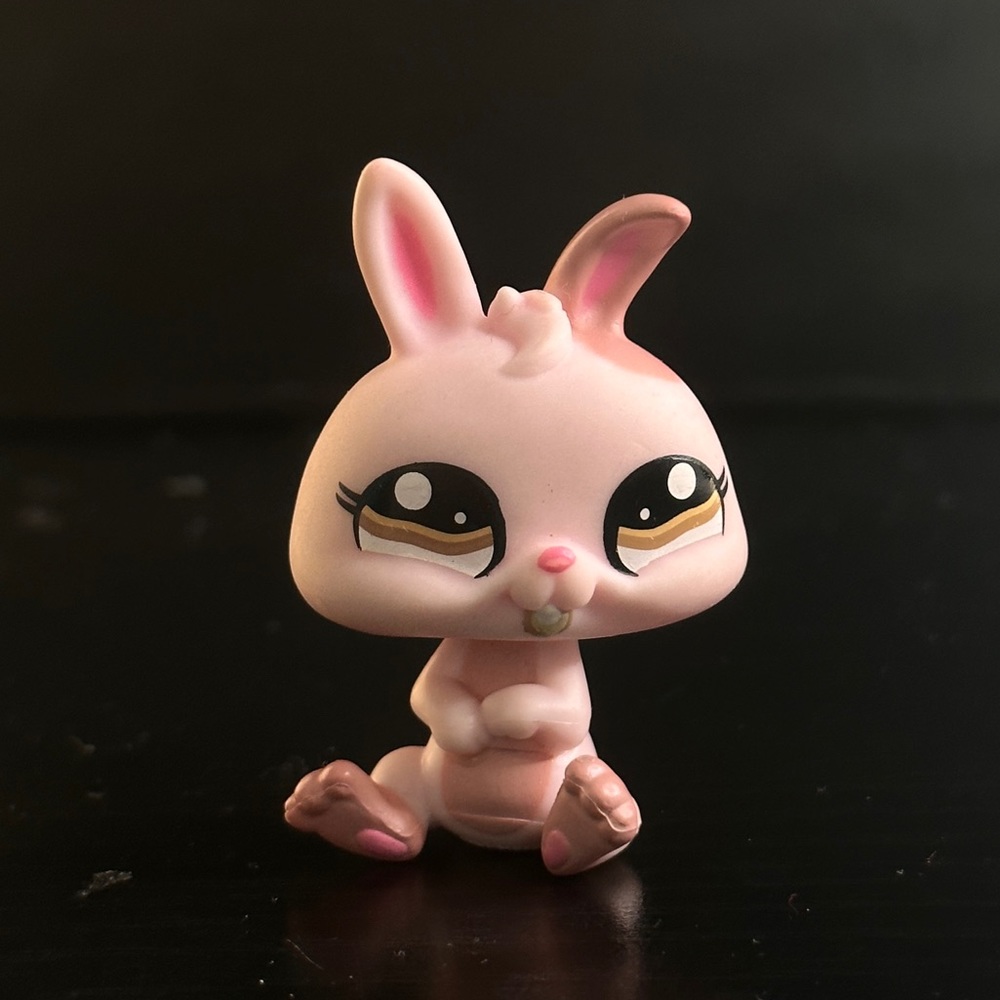 LPS Rabbit #1366 Authentic Littlest Petshop